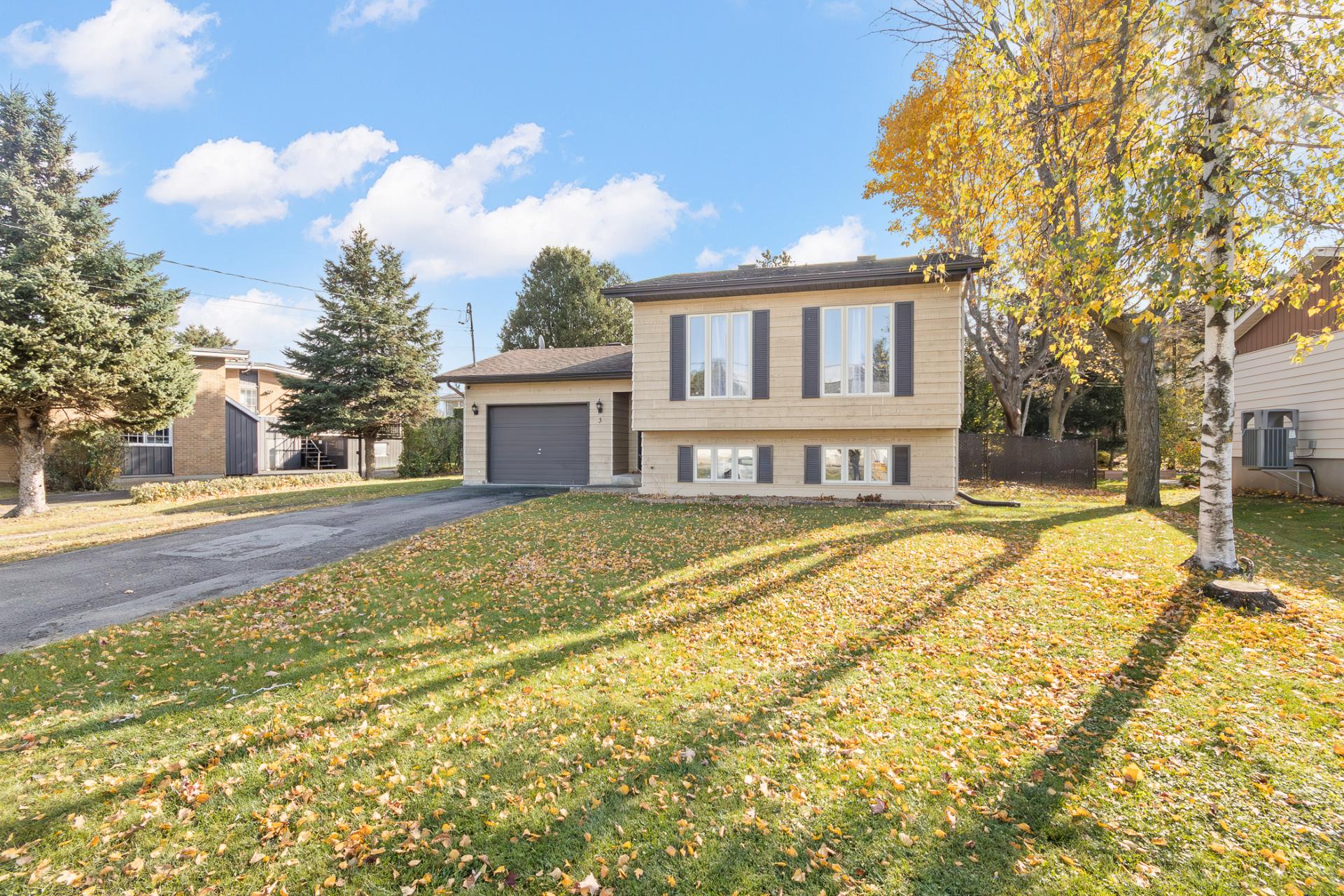 Maison à paliers multiples — 3 Rue Lucille-Gauthier, Rigaud (Rigaud)